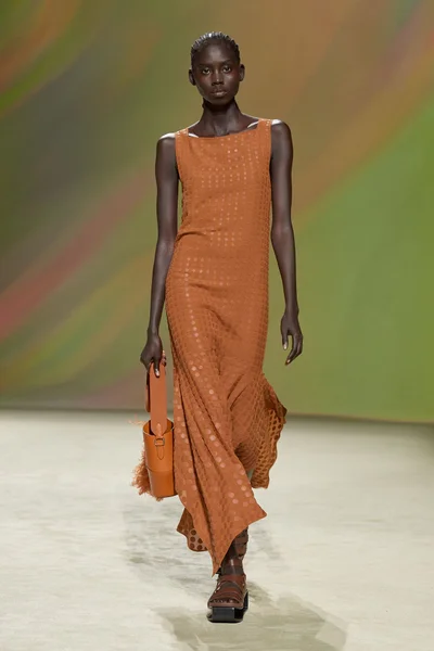Look 20